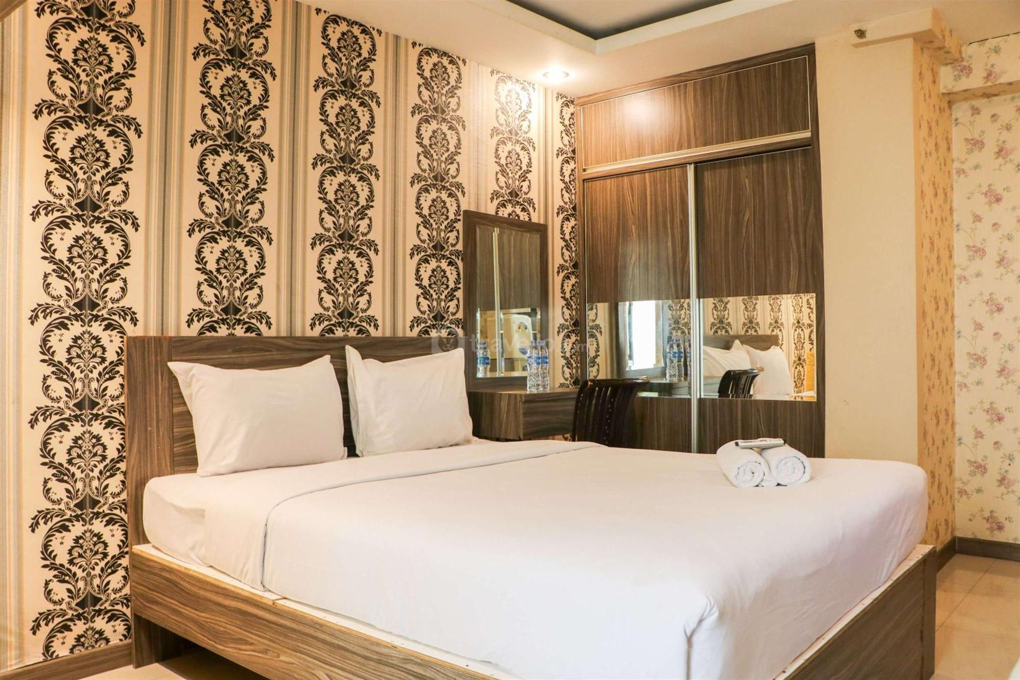 Spacious At Gateway Ahmad Yani Cicadas By Travelio